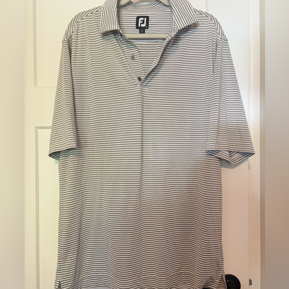 Footjoy Mens grey and white striped golf polo. Size L‎